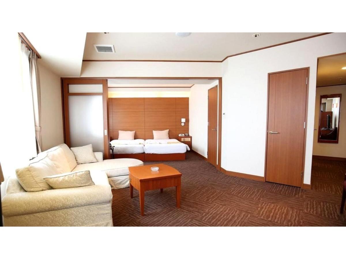 Hotel Sunplaza Osaka Sakai Annex Экстерьер фото