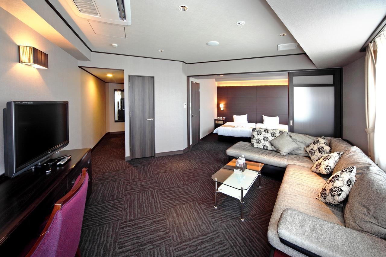 Hotel Sunplaza Osaka Sakai Annex Экстерьер фото
